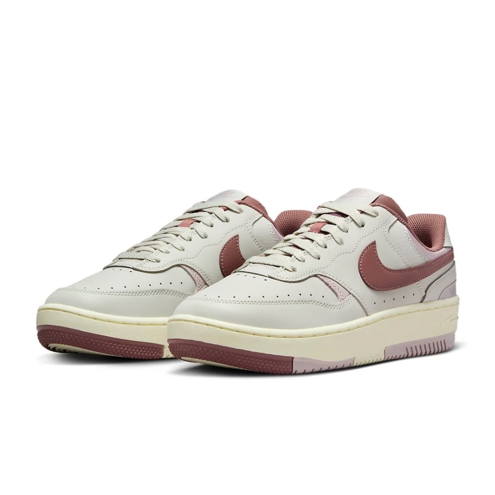 Nike Gamma Force Smokey Mauve